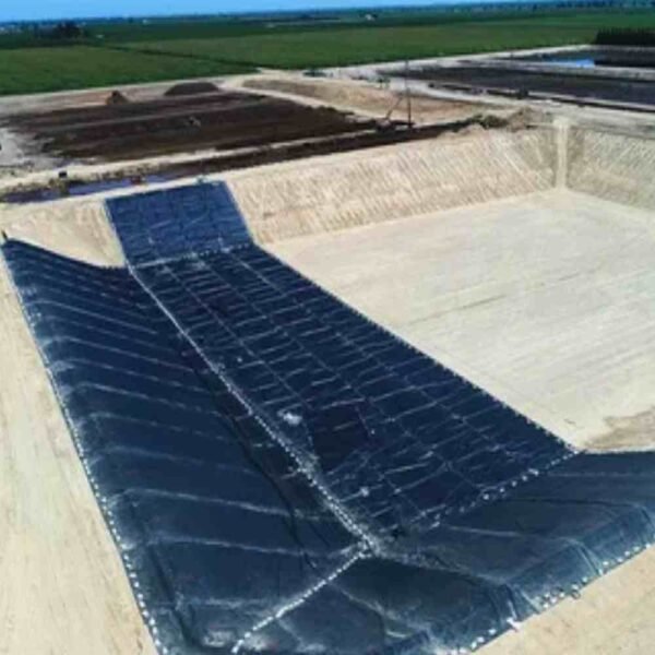 smooth polyethylene geomembrane price