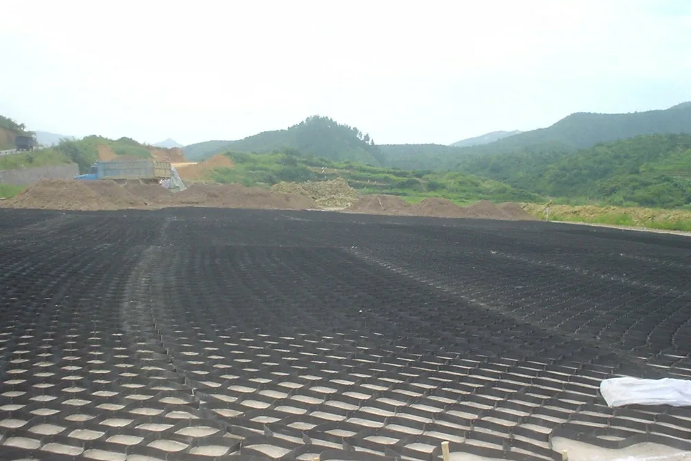 geocell road
