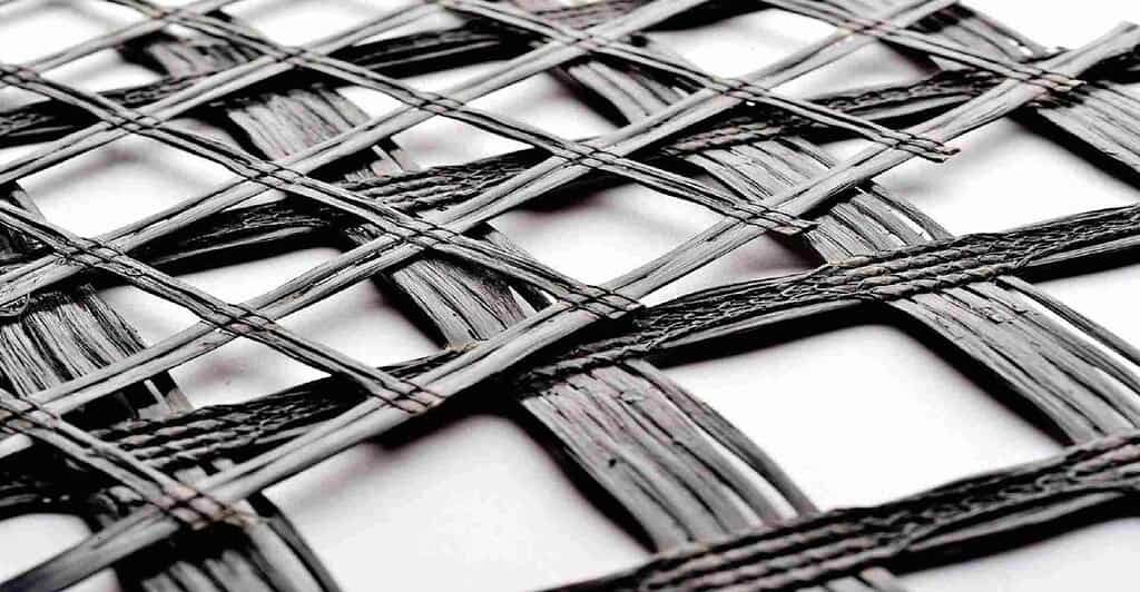 Polyester geogrid
