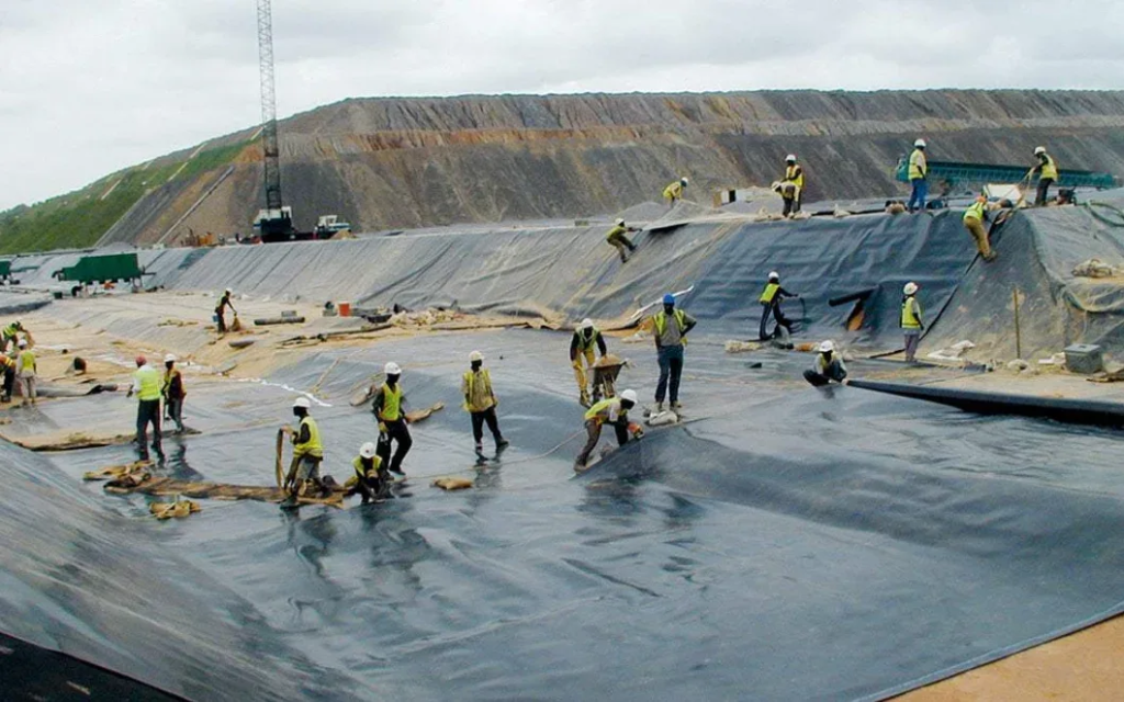 smooth geomembrane